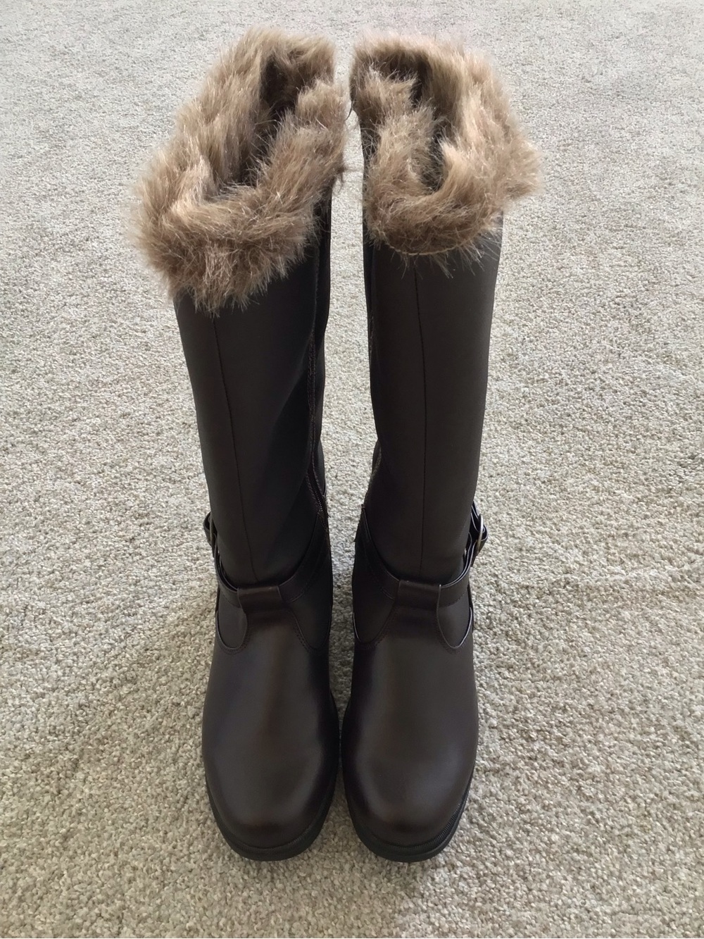 SPORTO Brown Women's Winter Boots with Faux Fur, size 9